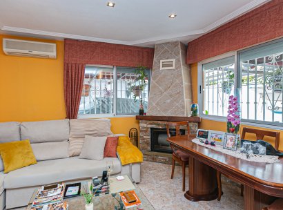 Semi - Detached Villa · Återförsäljning - Orihuela Costa · Los Altos · Alicante · Spanien