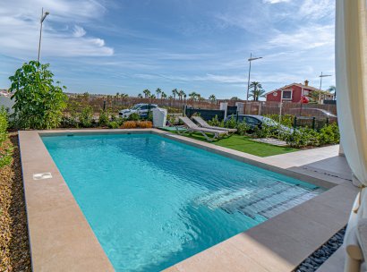 Villa · Herverkoop - Algorfa · La Finca · Alicante · Spanje