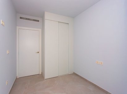 Apartment · Resale - Torrevieja · Beach · Alicante · Spain
