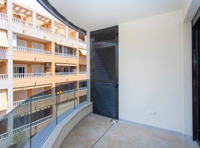 Apartment · Resale - Torrevieja · Beach · Alicante · Spain