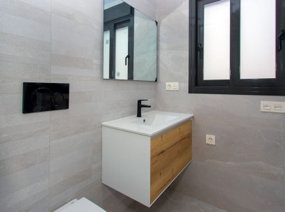Apartment · Resale - Torrevieja · Beach · Alicante · Spain
