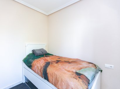 Apartamento · Reventa - Orihuela Costa · Lomas de Cabo Roig · Alicante · España
