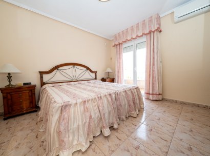 Semi - Detached Villa · Wiederverkauf - Torrevieja · El chaparral · Alicante · Spanien