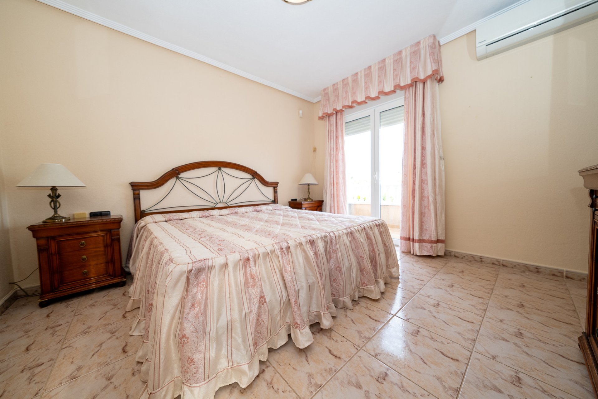 Herverkoop - Semi - Detached Villa - Torrevieja - Costa Blanca South