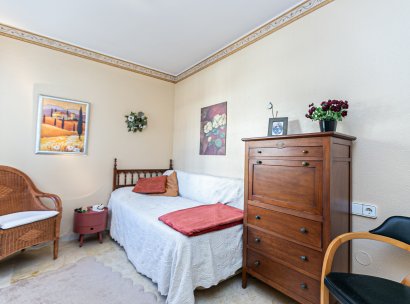 Apartment · Resale - Orihuela Costa · Playa Flamenca · Alicante · Spain