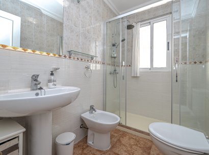 Quad house · Återförsäljning - Orihuela Costa · La Regia · Alicante · Spanien
