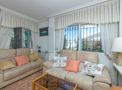Semi - Detached Villa · Återförsäljning - Orihuela Costa · La Zenia · Alicante · Spanien