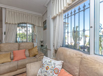 Semi - Detached Villa · Återförsäljning - Orihuela Costa · La Zenia · Alicante · Spanien