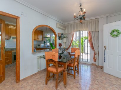 Semi - Detached Villa · Återförsäljning - Orihuela Costa · La Zenia · Alicante · Spanien