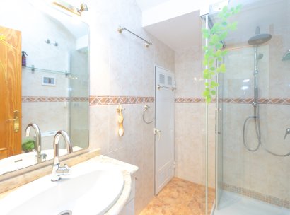 Semi - Detached Villa · Återförsäljning - Orihuela Costa · La Zenia · Alicante · Spanien