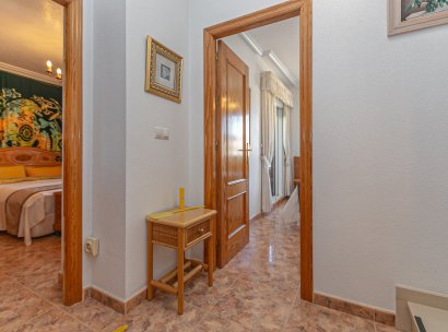 Semi - Detached Villa · Återförsäljning - Orihuela Costa · La Zenia · Alicante · Spanien