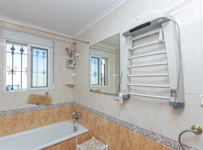 Semi - Detached Villa · Återförsäljning - Orihuela Costa · La Zenia · Alicante · Spanien