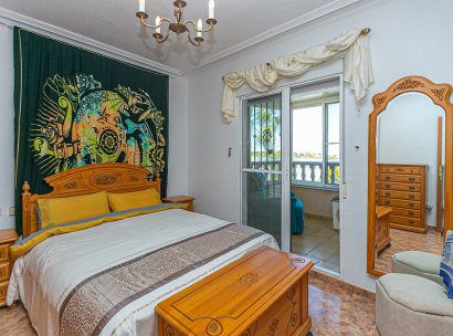 Semi - Detached Villa · Återförsäljning - Orihuela Costa · La Zenia · Alicante · Spanien