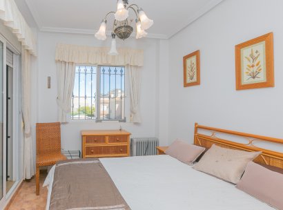 Semi - Detached Villa · Återförsäljning - Orihuela Costa · La Zenia · Alicante · Spanien