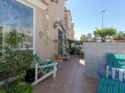 Semi - Detached Villa · Återförsäljning - Orihuela Costa · La Zenia · Alicante · Spanien