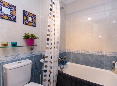 Wohnung · Wiederverkauf - Dehesa de Campoamor · Alicante · Spanien