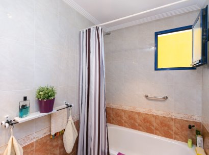 Wohnung · Wiederverkauf - Dehesa de Campoamor · Alicante · Spanien