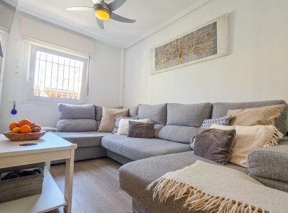 Quad house · Återförsäljning - Torrevieja · Los Balcones · Alicante · Spanien