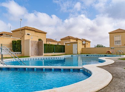 Quad house · Återförsäljning - Torrevieja · Los Balcones · Alicante · Spanien