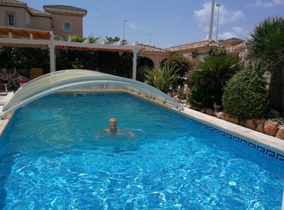Villa · Herverkoop - Orihuela Costa · La Zenia · Alicante · Spanje
