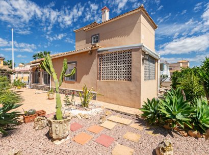 Villa · Herverkoop - Orihuela Costa · La Zenia · Alicante · Spanje