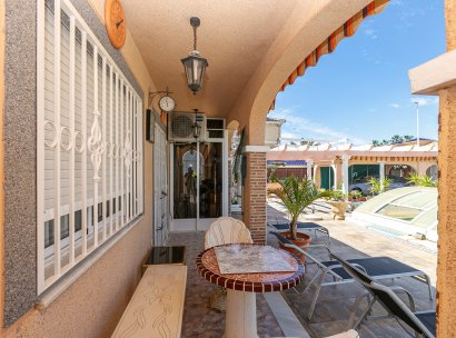 Villa · Herverkoop - Orihuela Costa · La Zenia · Alicante · Spanje