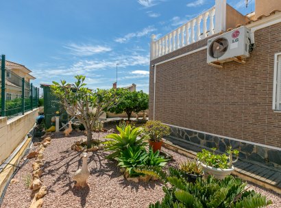Villa · Herverkoop - Orihuela Costa · La Zenia · Alicante · Spanje