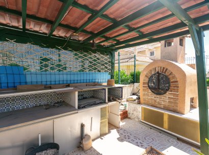 Villa · Herverkoop - Orihuela Costa · La Zenia · Alicante · Spanje