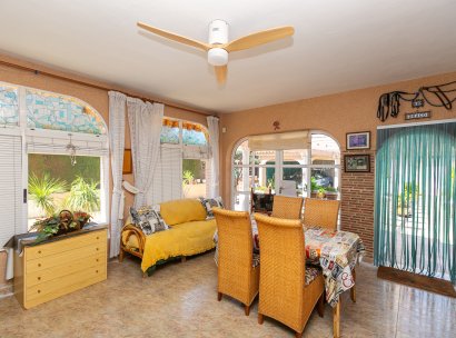 Villa · Herverkoop - Orihuela Costa · La Zenia · Alicante · Spanje