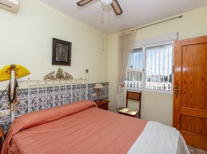 Villa · Herverkoop - Orihuela Costa · La Zenia · Alicante · Spanje