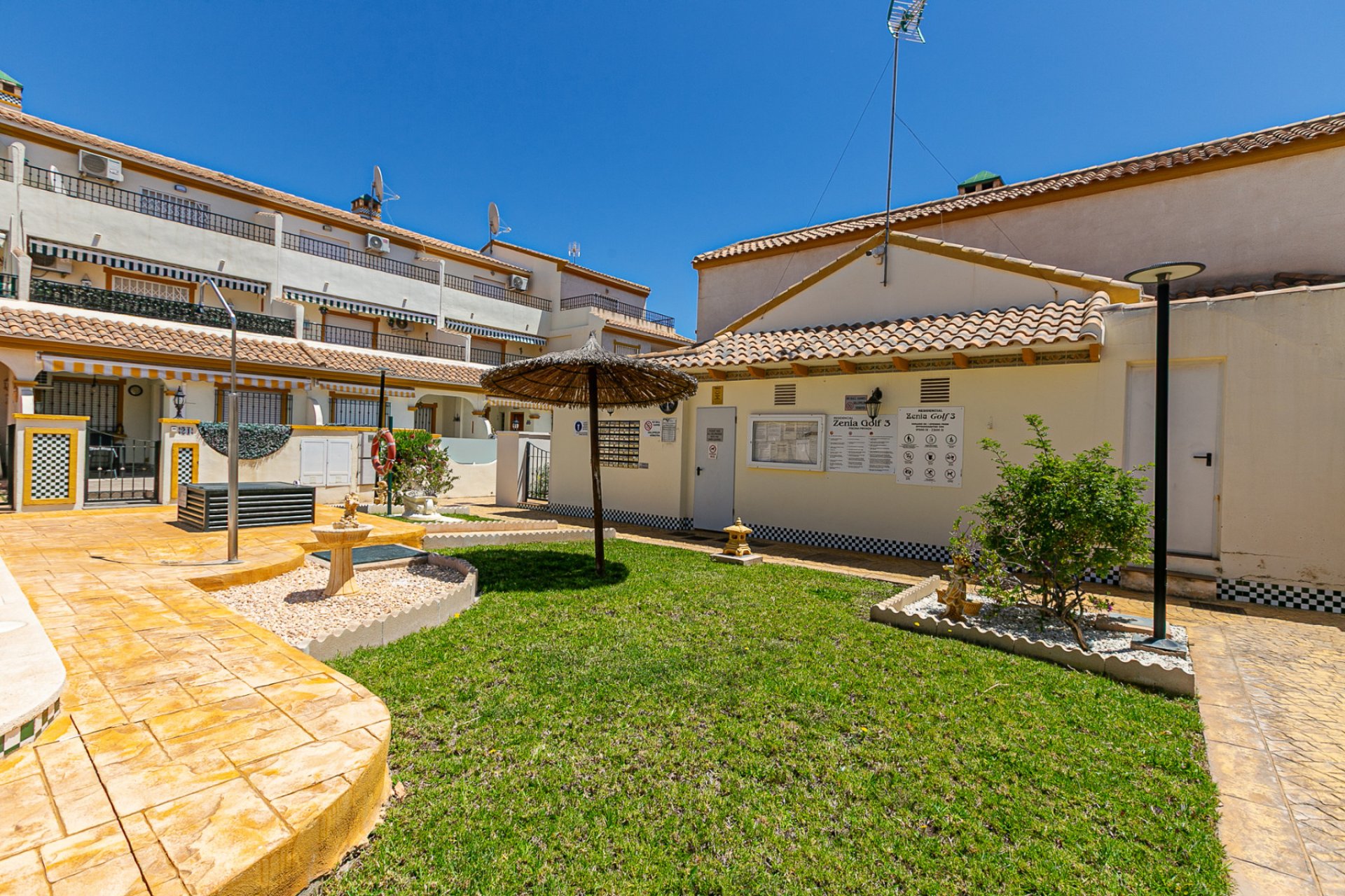 Resale - Town house - Orihuela Costa - Costa Blanca South