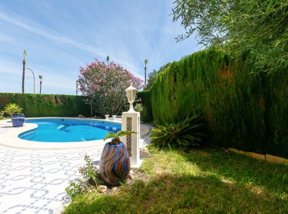 Villa · Återförsäljning - Villamartin · Rioja · Alicante · Spanien