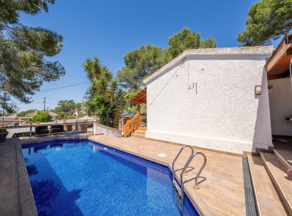 Villa · Herverkoop - Pilar de la Horadada · Pinar de Campoverde · Alicante · Spanje