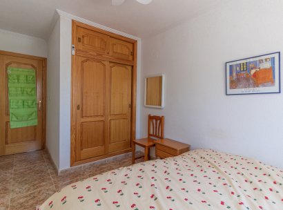 Appartement · Herverkoop - Orihuela Costa · La Zenia · Alicante · Spanje