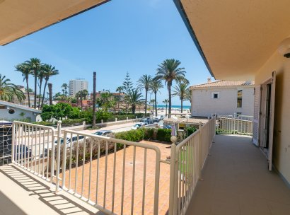 Villa · Herverkoop - Orihuela Costa · La Zenia · Alicante · Spanje