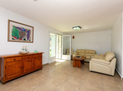 Villa · Herverkoop - Orihuela Costa · La Zenia · Alicante · Spanje