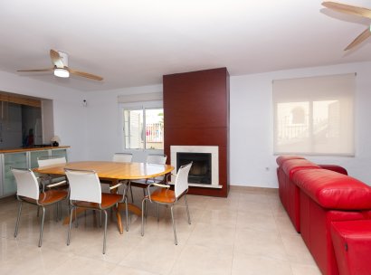 Villa · Herverkoop - Orihuela Costa · La Zenia · Alicante · Spanje