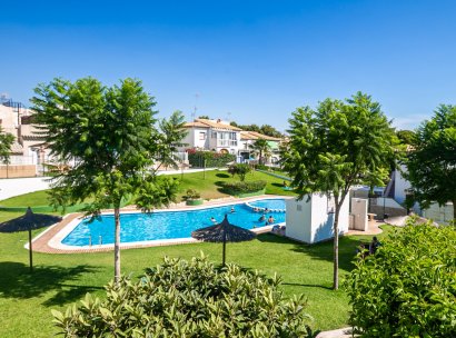 Bungalow · Återförsäljning - Torrevieja · Los Balcones · Alicante · Spanien