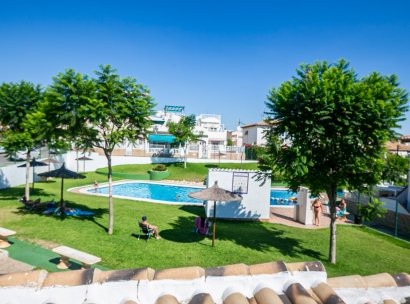 Bungalow · Återförsäljning - Torrevieja · Los Balcones · Alicante · Spanien