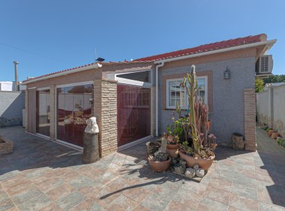 Semi - Detached Villa · Återförsäljning - Torrevieja · Los Balcones · Alicante · Spanien