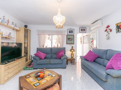 Semi - Detached Villa · Återförsäljning - Torrevieja · Los Balcones · Alicante · Spanien