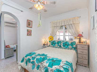Semi - Detached Villa · Återförsäljning - Torrevieja · Los Balcones · Alicante · Spanien