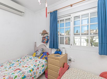 Semi - Detached Villa · Återförsäljning - Torrevieja · Los Balcones · Alicante · Spanien