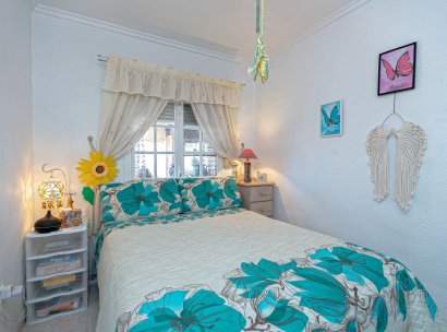 Semi - Detached Villa · Återförsäljning - Torrevieja · Los Balcones · Alicante · Spanien