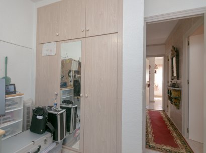 Semi - Detached Villa · Återförsäljning - Torrevieja · Los Balcones · Alicante · Spanien