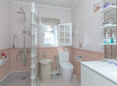 Semi - Detached Villa · Återförsäljning - Torrevieja · Los Balcones · Alicante · Spanien