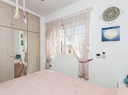 Semi - Detached Villa · Återförsäljning - Torrevieja · Los Balcones · Alicante · Spanien