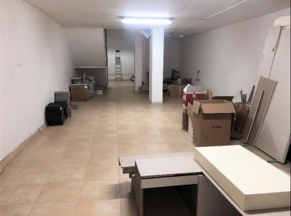 Bedrijfsruimte · Herverkoop - Guardamar del Segura · Guardamar Centro · Alicante · Spanje