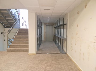 Bedrijfsruimte · Herverkoop - Guardamar del Segura · Guardamar Centro · Alicante · Spanje