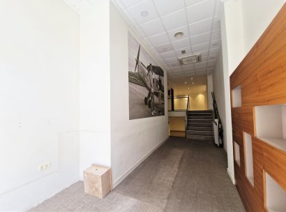 Bedrijfsruimte · Herverkoop - Guardamar del Segura · Guardamar Centro · Alicante · Spanje